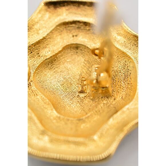 Fernando Vintage Clip Earrings Black White Enamel Gold Chunky FO Signed 80s Bin8 - Picture 11 of 12